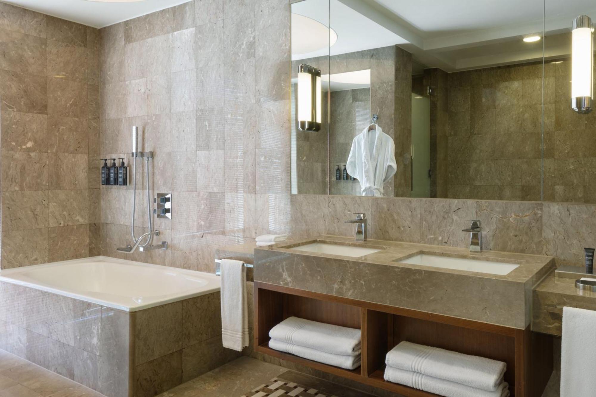Sheraton Bursa Hotel Zewnętrze zdjęcie Bathroom