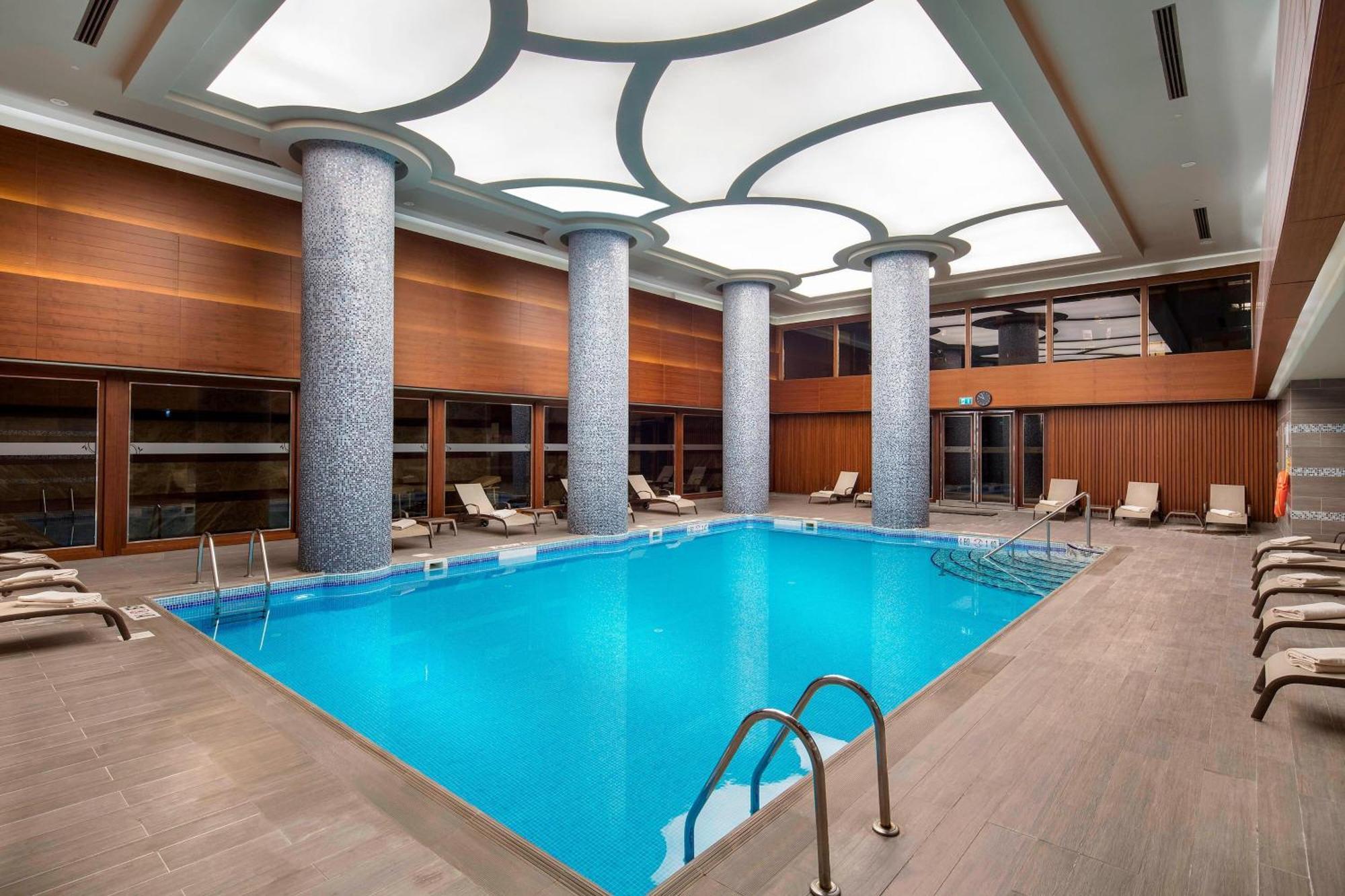 Sheraton Bursa Hotel Zewnętrze zdjęcie Indoor pool