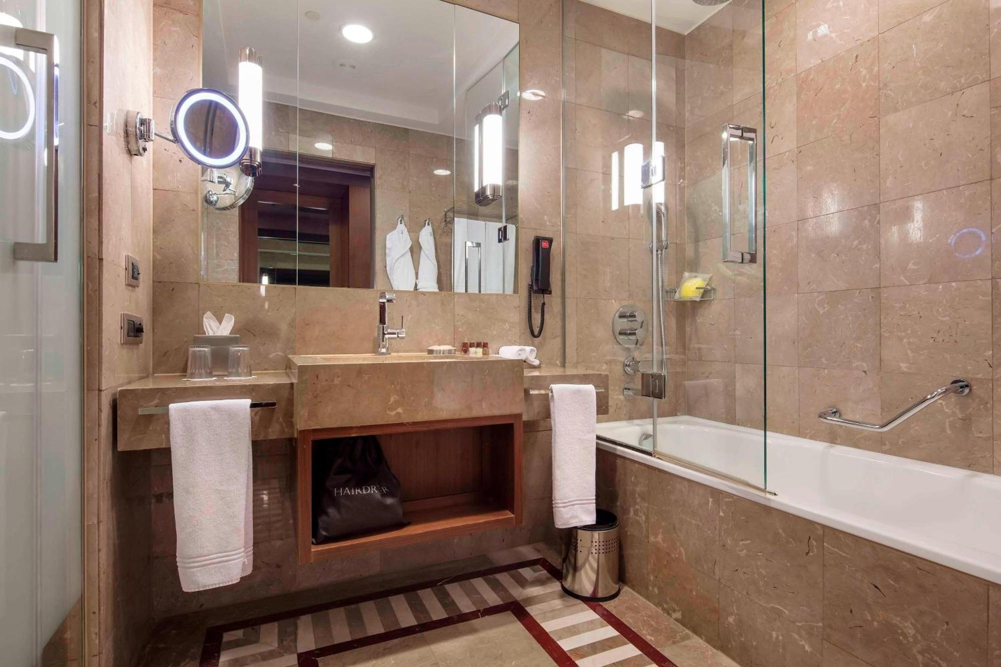 Sheraton Bursa Hotel Zewnętrze zdjęcie Bathroom